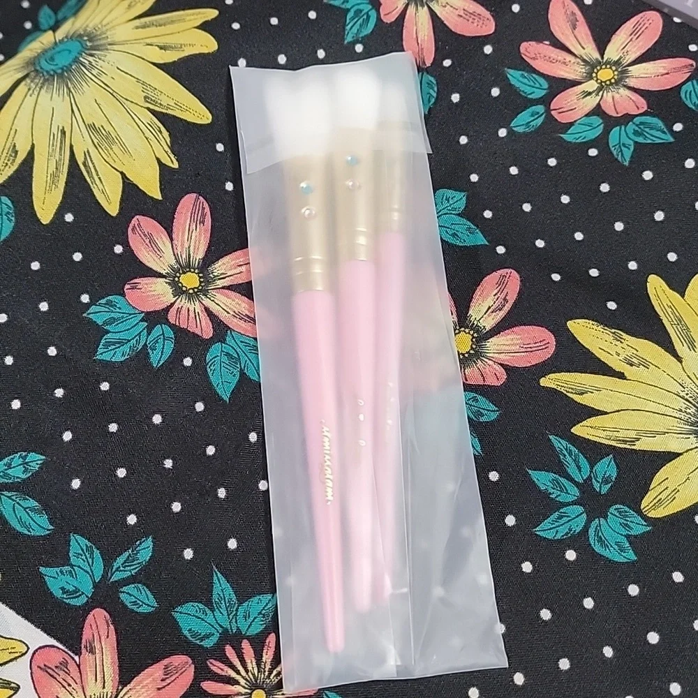 Slmissglam Synthetic Trio Cotton Candy Cosmetic Make Up Brush Set
